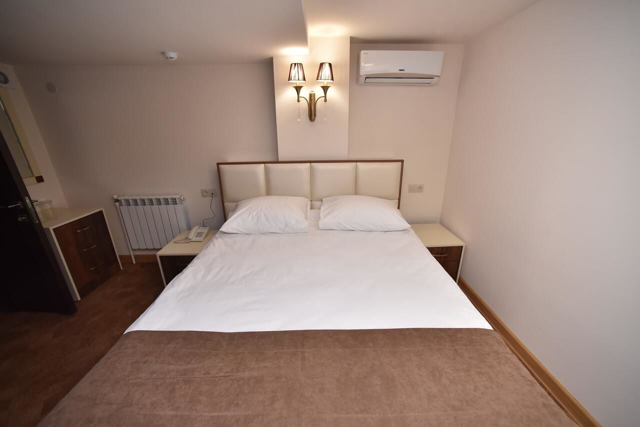 Отель Good Hotel Yerevan Ереван-22