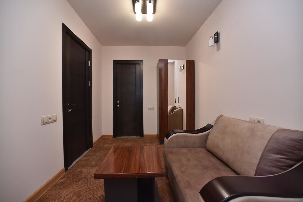 Отель Good Hotel Yerevan Ереван-36