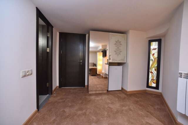 Отель Good Hotel Yerevan Ереван-17